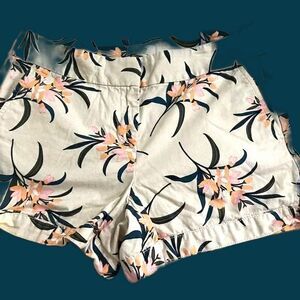 WOMENS TROPICAL FLORAL 4 LOFT SHORTS W/TIE SIDES SZ 6